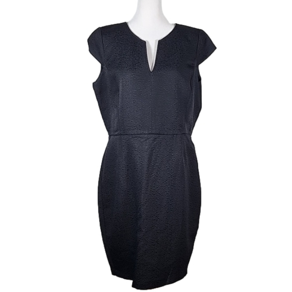 💙JULIO  black dress  texture  size 10